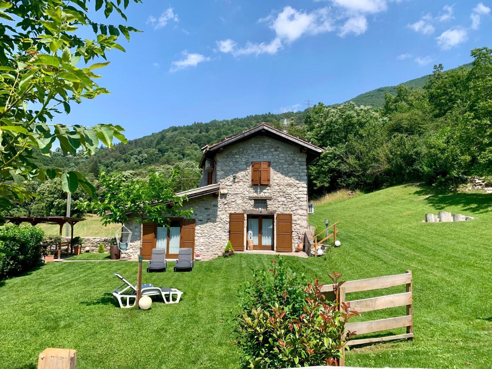 Casa Al Castagneto Villa Ceniga Exteriör bild