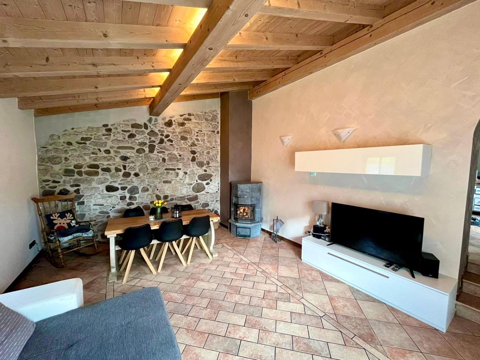 Casa Al Castagneto Villa Ceniga Exteriör bild